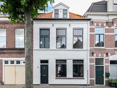 Van Dishoeckstraat 17, Vlissingen