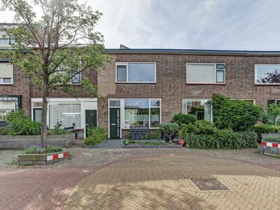 Donklaan 12, Voorschoten