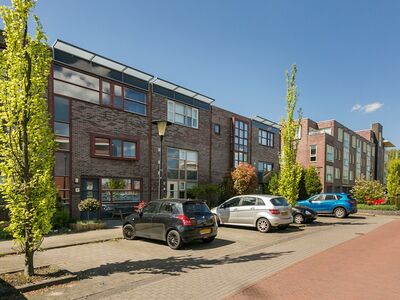 Eikenwede 89, Barendrecht