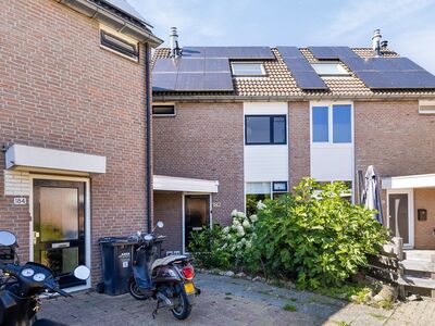 Bruntingerbrink 182, Emmen