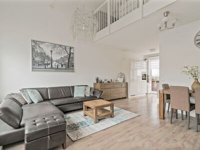 Hebriden 83, Zoetermeer