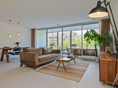 Laan op Zuid 924, Rotterdam