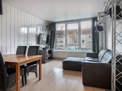 Dorpsweg 144B, Rotterdam